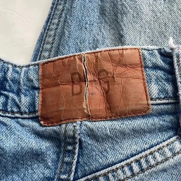 BDG Edie slim fit high rise jeans, raw hem. Medium/light wash. Women’s size 25 - Picture 13 of 14